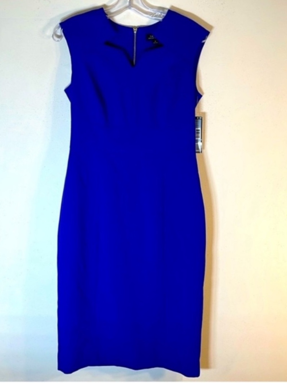 Tahari by Arthur S Levine Royal Blue Sleeveless Sheath Dress. 4. NWT.